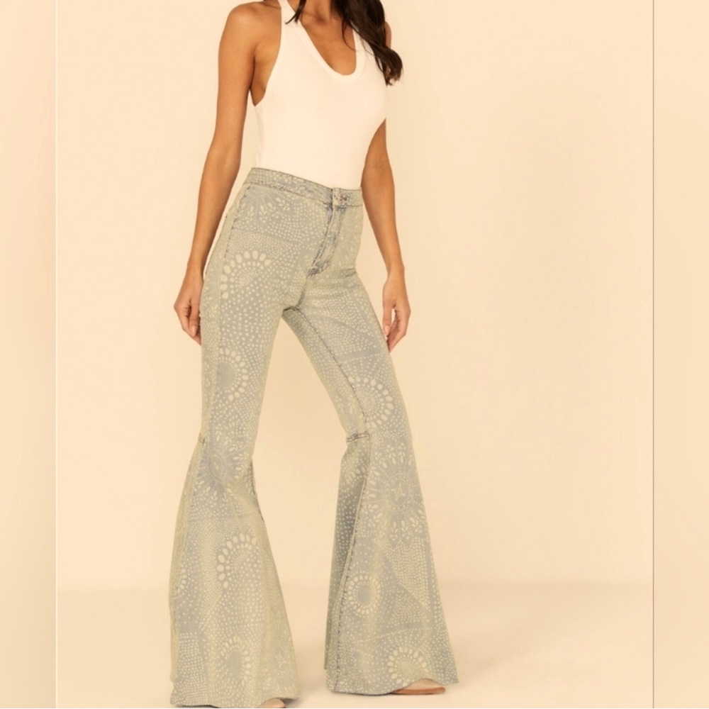 “NWT” Sz 30 Free People Just Float on Flare Jeans in Indigo Combo.  #classic